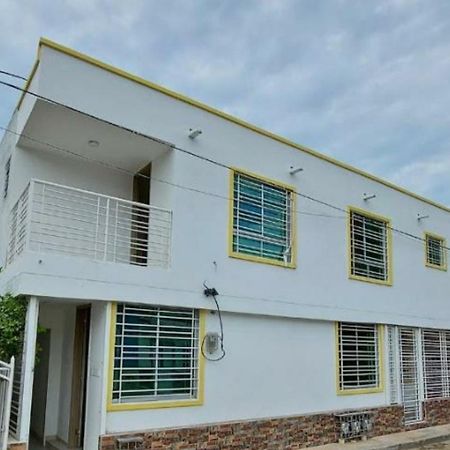 Apartamento Nuevo A Una Cuadra Del Rodadero Гайра Экстерьер фото